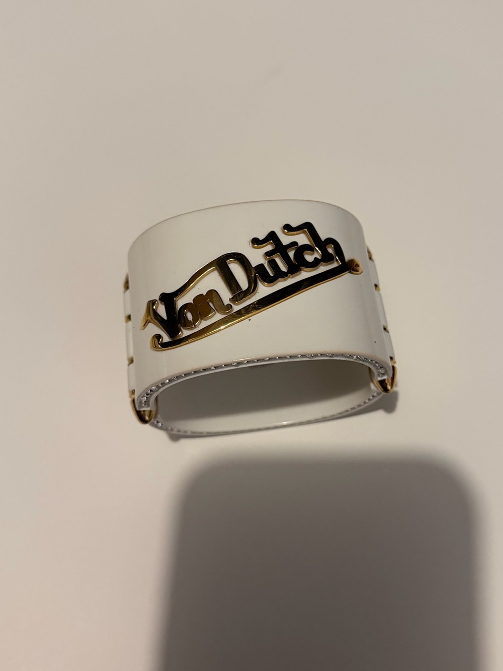 Vintage Von Dutch crystal-edged resin cuff bracelet/bangle